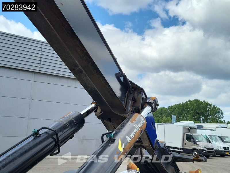 MAN TGX 28.460 6X2 20tons Marrel hooklift Lift axle Automatic Euro 6 - Horgos rakodó teherautó: 3 kép. MAN TGX 28.460 6X2 20tons Marrel hooklift Lift axle Automatic Euro 6 - Horgos rakodó teherautó: 3 kép.