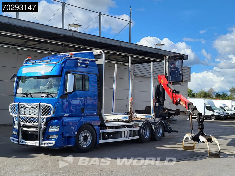 MAN TGX 33.580 TGX 6X4 Palfinger Epsilon Wood crane Holztransport Retarder Navi Xenon Euro 6 - Rönkszállító teherautó, Darus autó: 5 kép. MAN TGX 33.580 TGX 6X4 Palfinger Epsilon Wood crane Holztransport Retarder Navi Xenon Euro 6 - Rönkszállító teherautó, Darus autó: 5 kép.