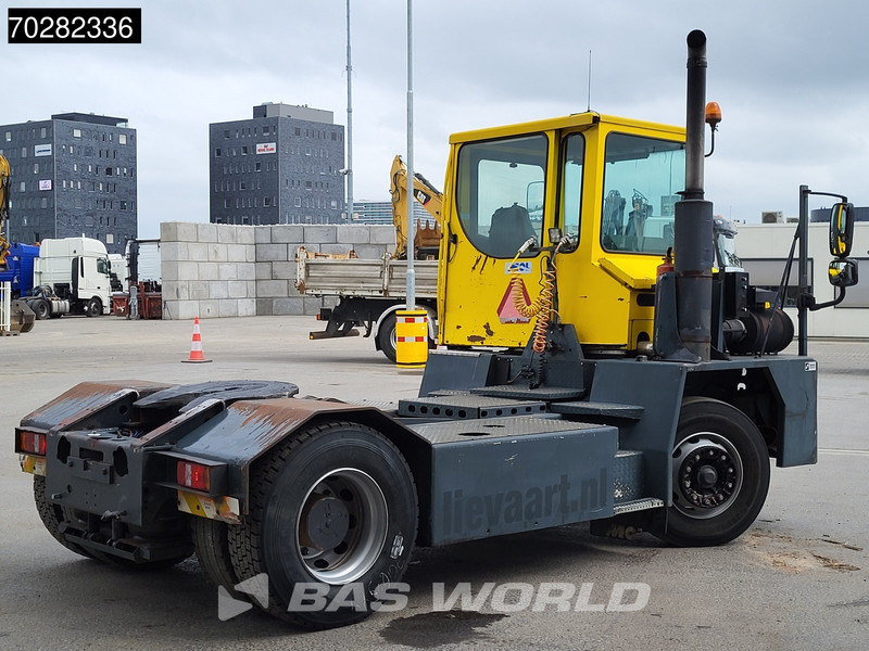 MOL YT200/4X2 4X2 Big-Axle Drumbrakes Hebesattel - Terminál targoncá: 5 kép. MOL YT200/4X2 4X2 Big-Axle Drumbrakes Hebesattel - Terminál targoncá: 5 kép.
