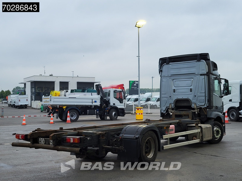 Mercedes-Benz Actros 1843 4X2 BDF 2xTanks Automatic Euro 6 - Cserefelépítményes teherautó: 5 kép. Mercedes-Benz Actros 1843 4X2 BDF 2xTanks Automatic Euro 6 - Cserefelépítményes teherautó: 5 kép.