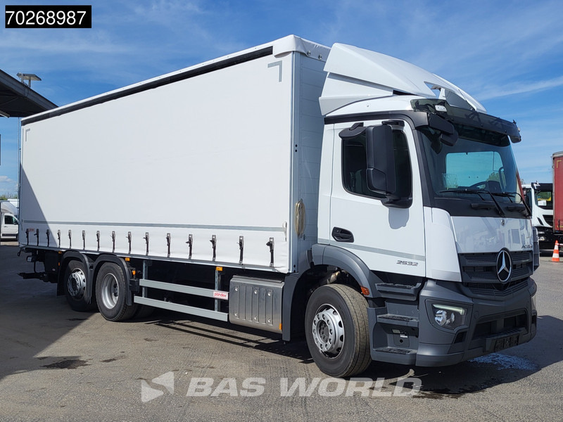 Mercedes-Benz Actros 2532 6X2 NEW 2000kg Ladebordwand Navi Lenkachse Euro 6 - Ponyvás teherautó: 3 kép. Mercedes-Benz Actros 2532 6X2 NEW 2000kg Ladebordwand Navi Lenkachse Euro 6 - Ponyvás teherautó: 3 kép.