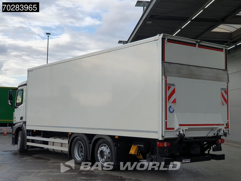 Mercedes-Benz Actros 2540 6X2 1500kg Ladebordwand Steering Axle Automatic Navi Euro 6 - Dobozos felépítményű teherautó: 2 kép. Mercedes-Benz Actros 2540 6X2 1500kg Ladebordwand Steering Axle Automatic Navi Euro 6 - Dobozos felépítményű teherautó: 2 kép.