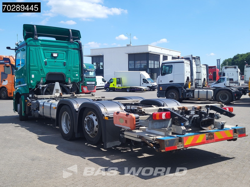 Mercedes-Benz Actros 2545 6X2 Retarder Lift+Steering Axle Euro 6 - Cserefelépítményes teherautó: 2 kép. Mercedes-Benz Actros 2545 6X2 Retarder Lift+Steering Axle Euro 6 - Cserefelépítményes teherautó: 2 kép.