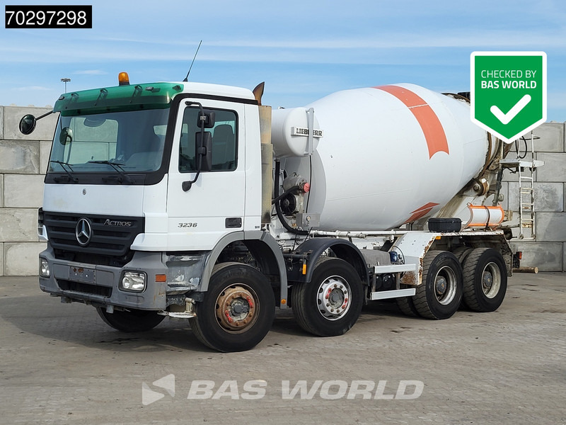 Mercedes-Benz Actros 3236 8X4 9m3 Liebherr 3-Pedals Steelsuspension Big-Axle Euro 3 - Betonmixer: 1 kép. Mercedes-Benz Actros 3236 8X4 9m3 Liebherr 3-Pedals Steelsuspension Big-Axle Euro 3 - Betonmixer: 1 kép.