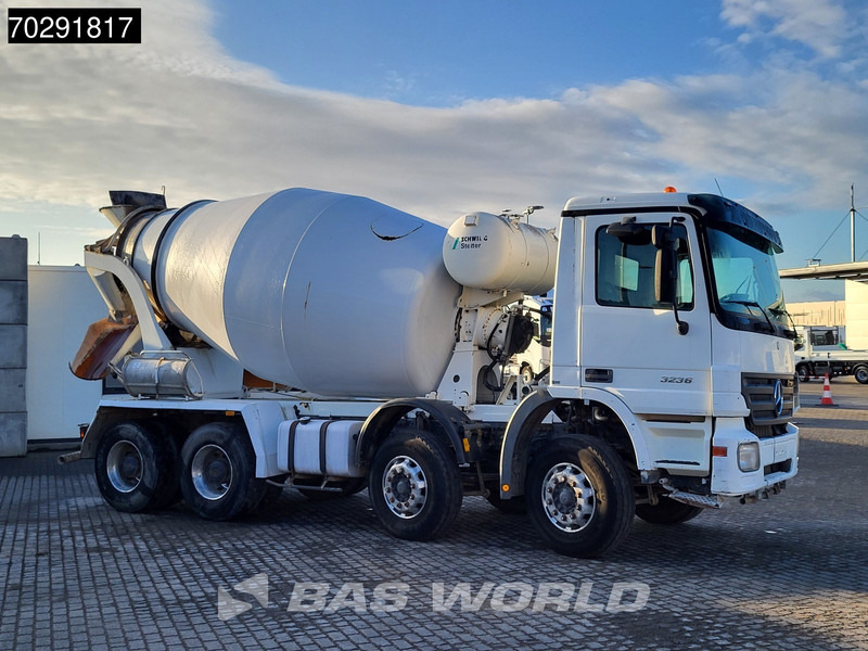 Mercedes-Benz Actros 3236 8X4 9m3 Stetter Mixer Retarder Steelsuspension Big-Axle Euro 3 - Betonmixer: 3 kép. Mercedes-Benz Actros 3236 8X4 9m3 Stetter Mixer Retarder Steelsuspension Big-Axle Euro 3 - Betonmixer: 3 kép.