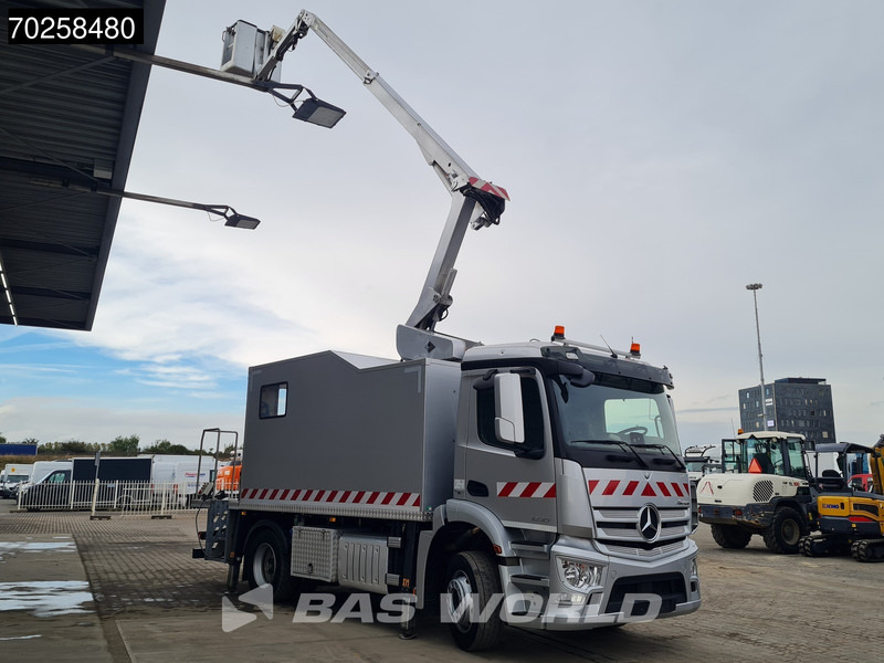 Mercedes-Benz Antos 1830 4X2 Hubarbeitsbühne 14.70m Time France VST 248 NF Navi Euro 6 - Darus autó: 5 kép. Mercedes-Benz Antos 1830 4X2 Hubarbeitsbühne 14.70m Time France VST 248 NF Navi Euro 6 - Darus autó: 5 kép.