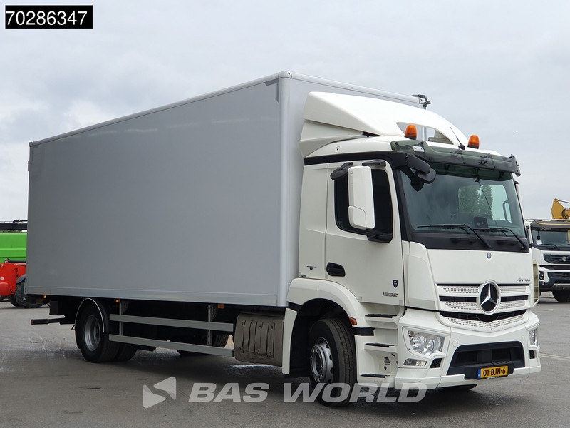 Mercedes-Benz Antos 1932 4X2 19t NL-Truck APK 2500kg Ladebordwand Automatic ACC Euro 6 - Dobozos felépítményű teherautó: 3 kép. Mercedes-Benz Antos 1932 4X2 19t NL-Truck APK 2500kg Ladebordwand Automatic ACC Euro 6 - Dobozos felépítményű teherautó: 3 kép.