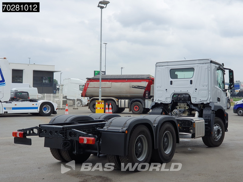 Mercedes-Benz Arocs 2636 6X4 NEW chassis Flange PTO Big-Axle Steelsuspension Euro 6 - Alvaz teherautó: 5 kép. Mercedes-Benz Arocs 2636 6X4 NEW chassis Flange PTO Big-Axle Steelsuspension Euro 6 - Alvaz teherautó: 5 kép.