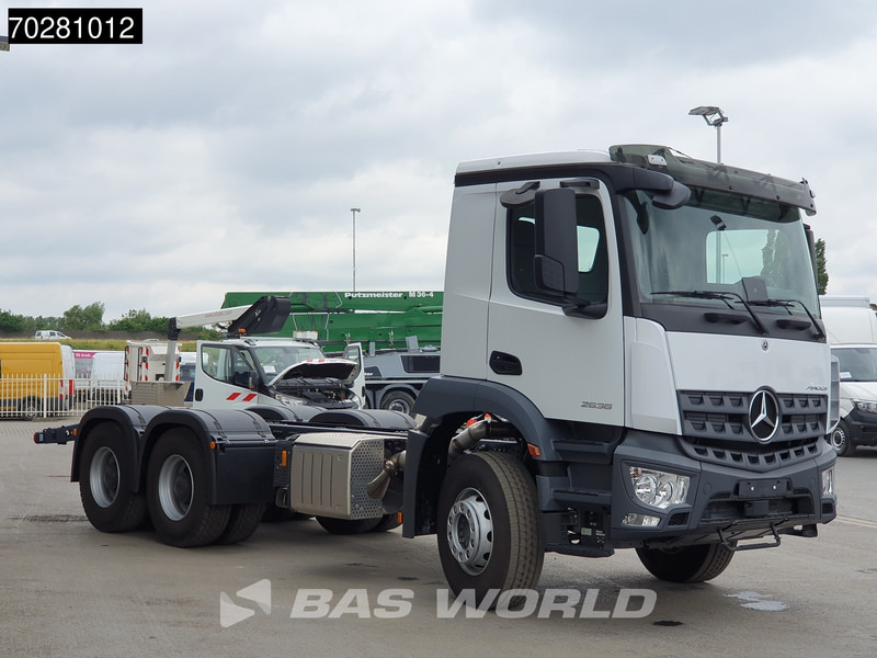 Mercedes-Benz Arocs 2636 6X4 NEW chassis Flange PTO Big-Axle Steelsuspension Euro 6 - Alvaz teherautó: 3 kép. Mercedes-Benz Arocs 2636 6X4 NEW chassis Flange PTO Big-Axle Steelsuspension Euro 6 - Alvaz teherautó: 3 kép.