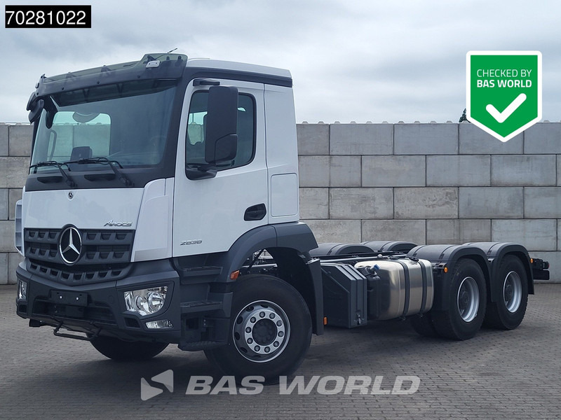 Mercedes-Benz Arocs 2636 6X4 NEW chassis Flywheel PTO Big-Axle Automatic Steelsuspension Euro 6 - Alvaz teherautó: 1 kép. Mercedes-Benz Arocs 2636 6X4 NEW chassis Flywheel PTO Big-Axle Automatic Steelsuspension Euro 6 - Alvaz teherautó: 1 kép.