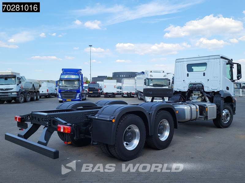 Mercedes-Benz Arocs 2640 6X4 NEW chassis Steel suspension Big-Axle Alcoa Automatic Euro 6 - Alvaz teherautó: 5 kép. Mercedes-Benz Arocs 2640 6X4 NEW chassis Steel suspension Big-Axle Alcoa Automatic Euro 6 - Alvaz teherautó: 5 kép.