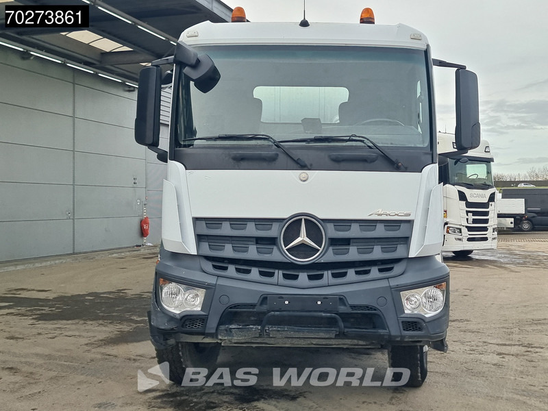 Mercedes-Benz Arocs 3240 8X4 9m3 Steelsuspension Automatic Alcoa's Euro 6 - Betonmixer: 2 kép. Mercedes-Benz Arocs 3240 8X4 9m3 Steelsuspension Automatic Alcoa's Euro 6 - Betonmixer: 2 kép.