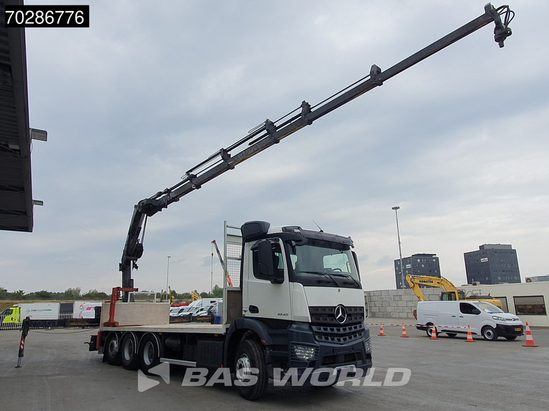 Mercedes-Benz Arocs 3240 8X4 HIAB 211E-6 HIPRO Big-Axle Lift+Steering Navi Euro 6 - Platós teherautó, Darus autó: 3 kép. Mercedes-Benz Arocs 3240 8X4 HIAB 211E-6 HIPRO Big-Axle Lift+Steering Navi Euro 6 - Platós teherautó, Darus autó: 3 kép.