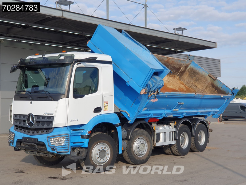 Mercedes-Benz Arocs 3243 8X4 14m3 2-side tipper Big-Axle Steelsuspension Navi Euro 6 - Billenőplatós teherautó: 5 kép. Mercedes-Benz Arocs 3243 8X4 14m3 2-side tipper Big-Axle Steelsuspension Navi Euro 6 - Billenőplatós teherautó: 5 kép.