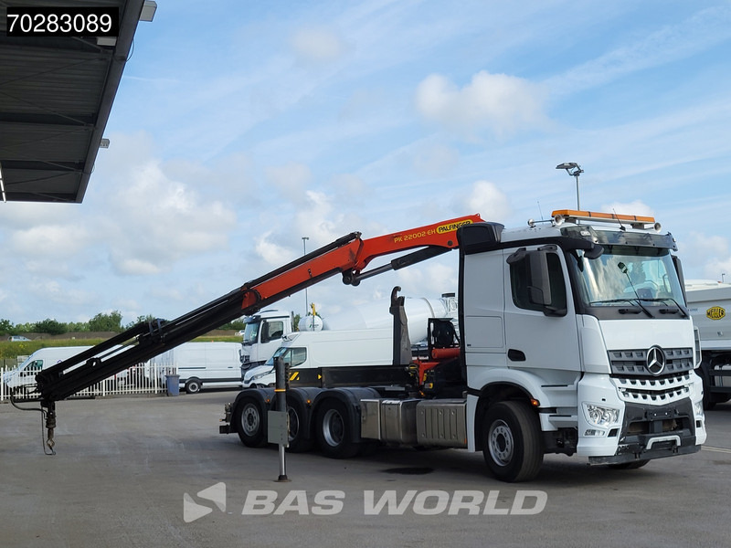 Mercedes-Benz Arocs 3245 Actros 8X4 Palfinger PK22002 EH Crane 17tons hooklift Big-Axle Lift+Lenkachse Navi Euro 6 - Horgos rakodó teherautó, Darus autó: 3 kép. Mercedes-Benz Arocs 3245 Actros 8X4 Palfinger PK22002 EH Crane 17tons hooklift Big-Axle Lift+Lenkachse Navi Euro 6 - Horgos rakodó teherautó, Darus autó: 3 kép.