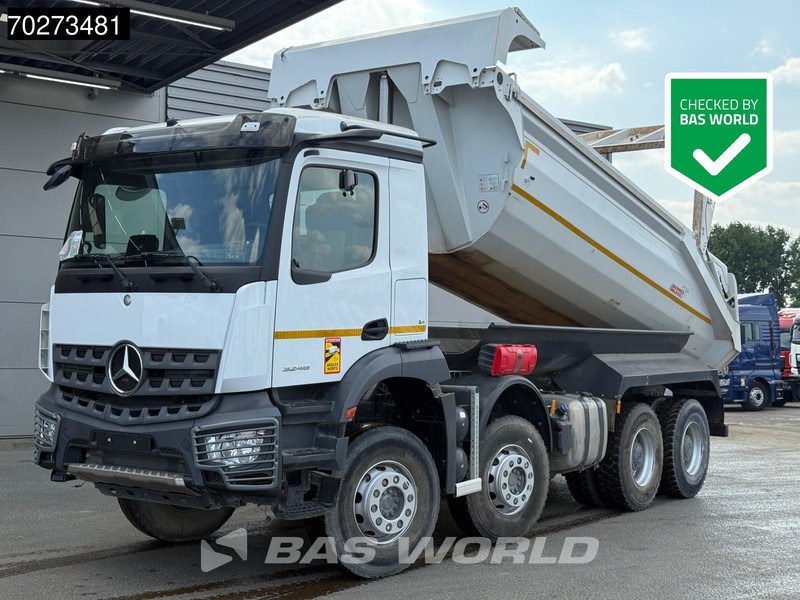 Mercedes-Benz Arocs 3246 8X4 16m3 Bennes Marrel Retarder Big-Axle Steelsuspension Euro 6 - Billenőplatós teherautó: 1 kép. Mercedes-Benz Arocs 3246 8X4 16m3 Bennes Marrel Retarder Big-Axle Steelsuspension Euro 6 - Billenőplatós teherautó: 1 kép.