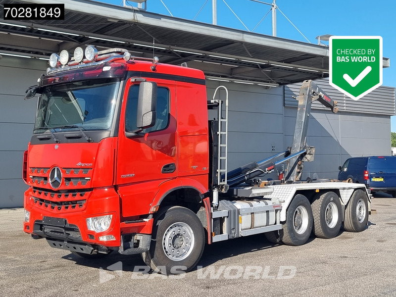 Mercedes-Benz Arocs 3258 8X4 24t Hiab XR24SL5924 Retarder Big-Axle Lift-Lenkachse Euro 6 - Horgos rakodó teherautó: 1 kép. Mercedes-Benz Arocs 3258 8X4 24t Hiab XR24SL5924 Retarder Big-Axle Lift-Lenkachse Euro 6 - Horgos rakodó teherautó: 1 kép.