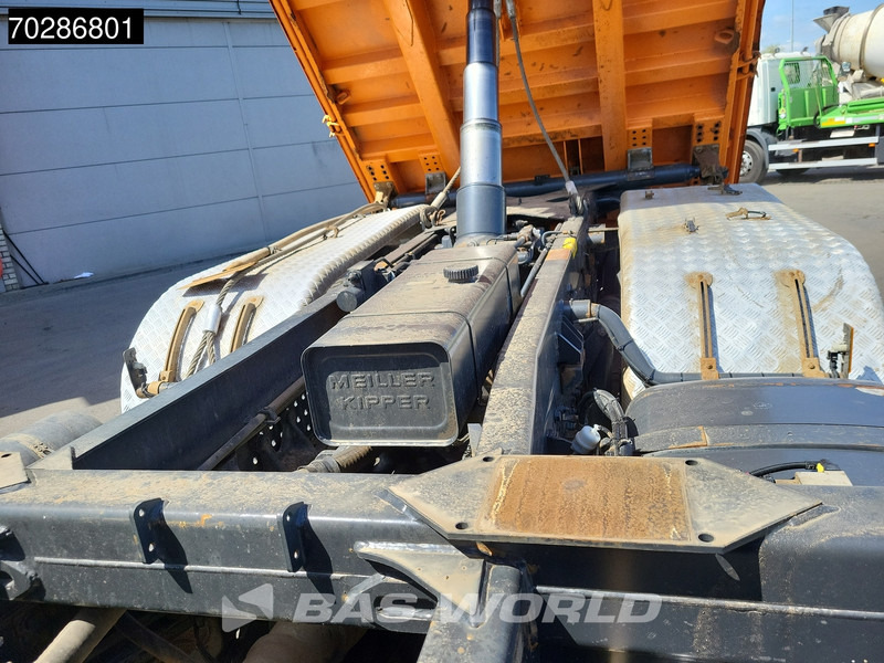 Mercedes-Benz Arocs 3345 6X6 11m3 Meiller Mixer Steelsuspension Big-Axle Euro 6 - Billenőplatós teherautó: 5 kép. Mercedes-Benz Arocs 3345 6X6 11m3 Meiller Mixer Steelsuspension Big-Axle Euro 6 - Billenőplatós teherautó: 5 kép.