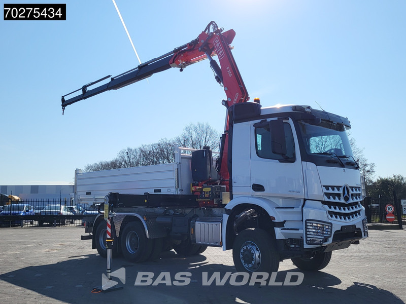 Mercedes-Benz Arocs 3348 6X6 Fassi F255A.2.24 xe-dynamic Kran Dreiseitenkipper Navi Euro 6 - Billenőplatós teherautó, Darus autó: 3 kép. Mercedes-Benz Arocs 3348 6X6 Fassi F255A.2.24 xe-dynamic Kran Dreiseitenkipper Navi Euro 6 - Billenőplatós teherautó, Darus autó: 3 kép.