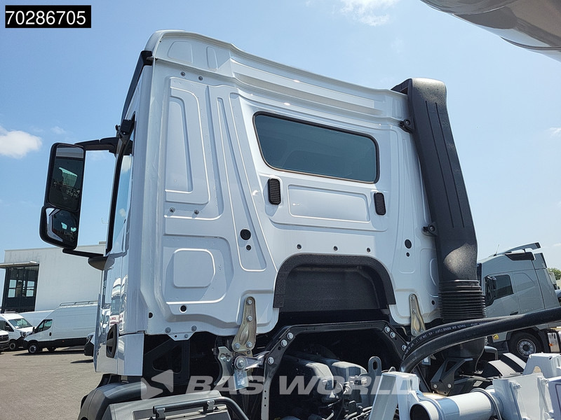 Mercedes-Benz Arocs 4245 8X4 NEW! 13m3 Schwing Stetter Mixer Big-Axle Manual Euro 3 - Betonmixer: 3 kép. Mercedes-Benz Arocs 4245 8X4 NEW! 13m3 Schwing Stetter Mixer Big-Axle Manual Euro 3 - Betonmixer: 3 kép.