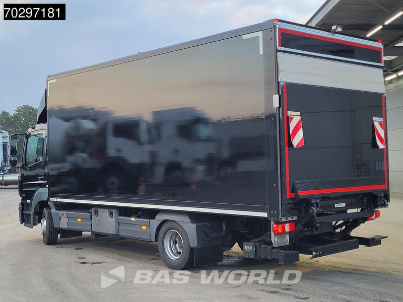 Mercedes-Benz Atego 1221 4X2 12tonner 1500kg Ladebordwand Automatic Euro 6 - Dobozos felépítményű teherautó: 2 kép. Mercedes-Benz Atego 1221 4X2 12tonner 1500kg Ladebordwand Automatic Euro 6 - Dobozos felépítményű teherautó: 2 kép.