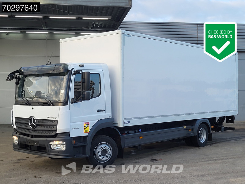 Mercedes-Benz Atego 1223 4X2 12tonner Automatic 1500kg Ladebordwand Euro 6 - Dobozos felépítményű teherautó: 1 kép. Mercedes-Benz Atego 1223 4X2 12tonner Automatic 1500kg Ladebordwand Euro 6 - Dobozos felépítményű teherautó: 1 kép.
