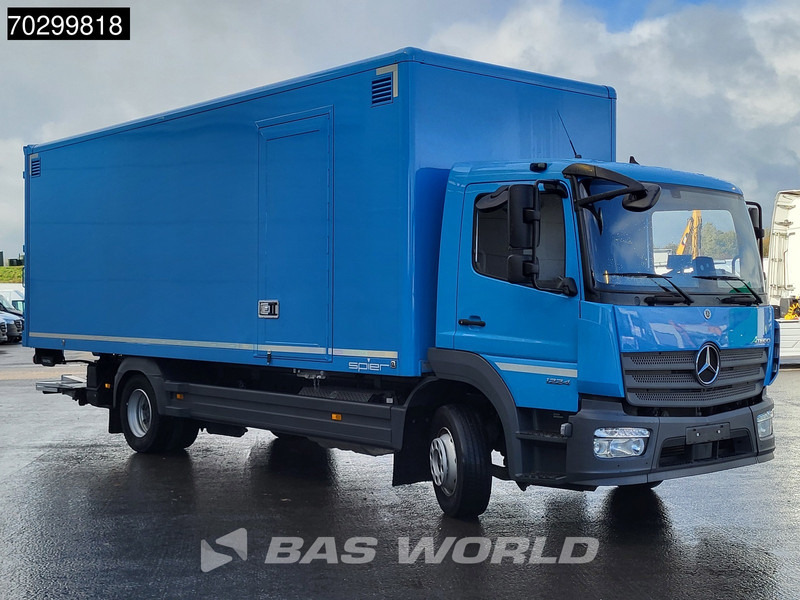 Mercedes-Benz Atego 1224 4X2 1500kg Ladebordwand Automatic Euro 6 - Dobozos felépítményű teherautó: 3 kép. Mercedes-Benz Atego 1224 4X2 1500kg Ladebordwand Automatic Euro 6 - Dobozos felépítményű teherautó: 3 kép.