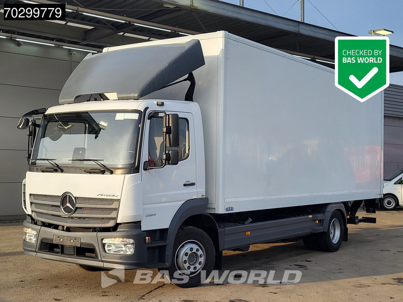 Mercedes-Benz Atego 1324 4X2 6-Cylinder Automatic Tailgate Euro 6 - Dobozos felépítményű teherautó: 1 kép. Mercedes-Benz Atego 1324 4X2 6-Cylinder Automatic Tailgate Euro 6 - Dobozos felépítményű teherautó: 1 kép.