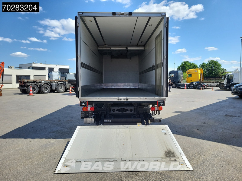 Mercedes-Benz Atego 1524 4X2 Ladebordwand Euro 6 - Hűtős teherautó: 3 kép. Mercedes-Benz Atego 1524 4X2 Ladebordwand Euro 6 - Hűtős teherautó: 3 kép.