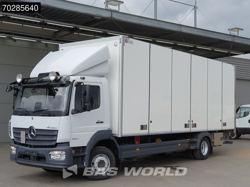 Mercedes-Benz Atego 1524 Atego 4X2 15t 6-Cyllnder Tail Gate Automatic Euro 6 - Dobozos felépítményű teherautó: 3 kép. Mercedes-Benz Atego 1524 Atego 4X2 15t 6-Cyllnder Tail Gate Automatic Euro 6 - Dobozos felépítményű teherautó: 3 kép.