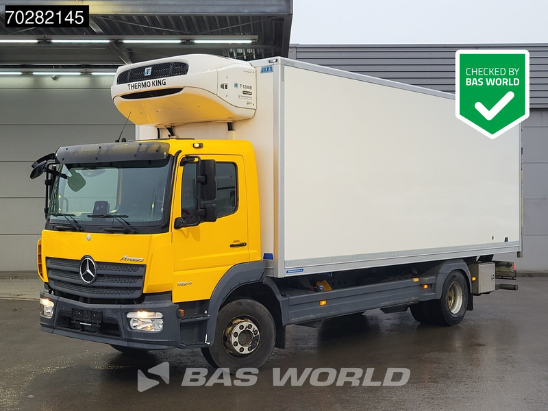 Mercedes-Benz Atego 1524 Atego 4X2 15tonner Thermo King T-1200R 1500kg Ladebordwand Euro 6 - Hűtős teherautó: 1 kép. Mercedes-Benz Atego 1524 Atego 4X2 15tonner Thermo King T-1200R 1500kg Ladebordwand Euro 6 - Hűtős teherautó: 1 kép.