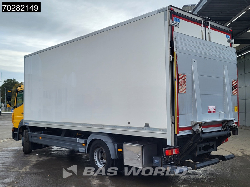 Mercedes-Benz Atego 1524 Atego 4X2 15tonner Thermo King T-1200R Ladebordwand Automatic Euro 6 - Hűtős teherautó: 2 kép. Mercedes-Benz Atego 1524 Atego 4X2 15tonner Thermo King T-1200R Ladebordwand Automatic Euro 6 - Hűtős teherautó: 2 kép.