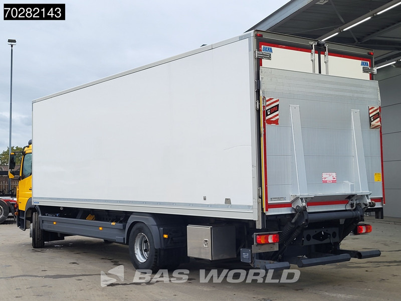 Mercedes-Benz Atego 1524 Atego 4X2 15tonner Thermo King T-1200R Ladebordwand Automatic Euro 6 - Hűtős teherautó: 2 kép. Mercedes-Benz Atego 1524 Atego 4X2 15tonner Thermo King T-1200R Ladebordwand Automatic Euro 6 - Hűtős teherautó: 2 kép.