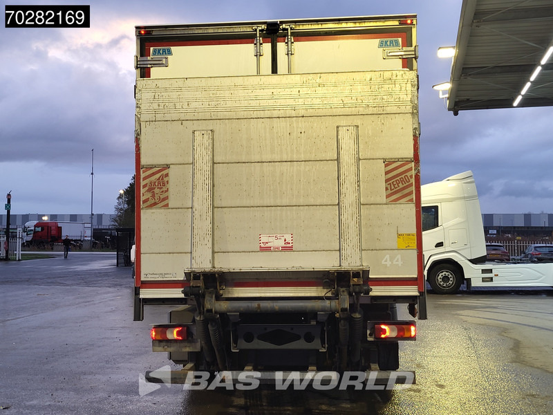 Mercedes-Benz Atego 1524 Atego 4X2 6-Cylinder Auromatic Thermo King Euro 6 - Hűtős teherautó: 3 kép. Mercedes-Benz Atego 1524 Atego 4X2 6-Cylinder Auromatic Thermo King Euro 6 - Hűtős teherautó: 3 kép.