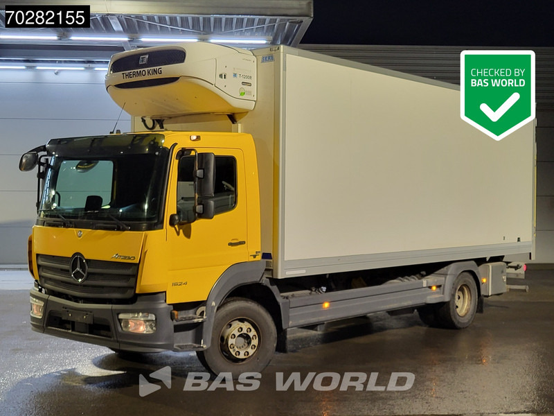 Mercedes-Benz Atego 1524 Atego 4X2 Thermo-King T1200R 1500kg Ladebordwand Automatic Euro 6 - Hűtős teherautó: 1 kép. Mercedes-Benz Atego 1524 Atego 4X2 Thermo-King T1200R 1500kg Ladebordwand Automatic Euro 6 - Hűtős teherautó: 1 kép.