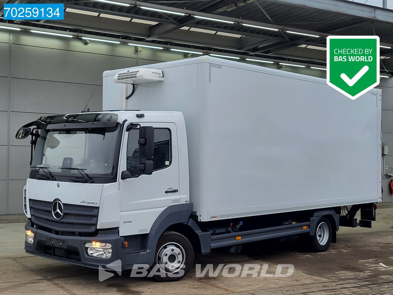 Mercedes-Benz Atego 816 4X2 8tonner Thermo King B-100 MAX Ladebordwand Euro 6 - Hűtős teherautó: 1 kép. Mercedes-Benz Atego 816 4X2 8tonner Thermo King B-100 MAX Ladebordwand Euro 6 - Hűtős teherautó: 1 kép.