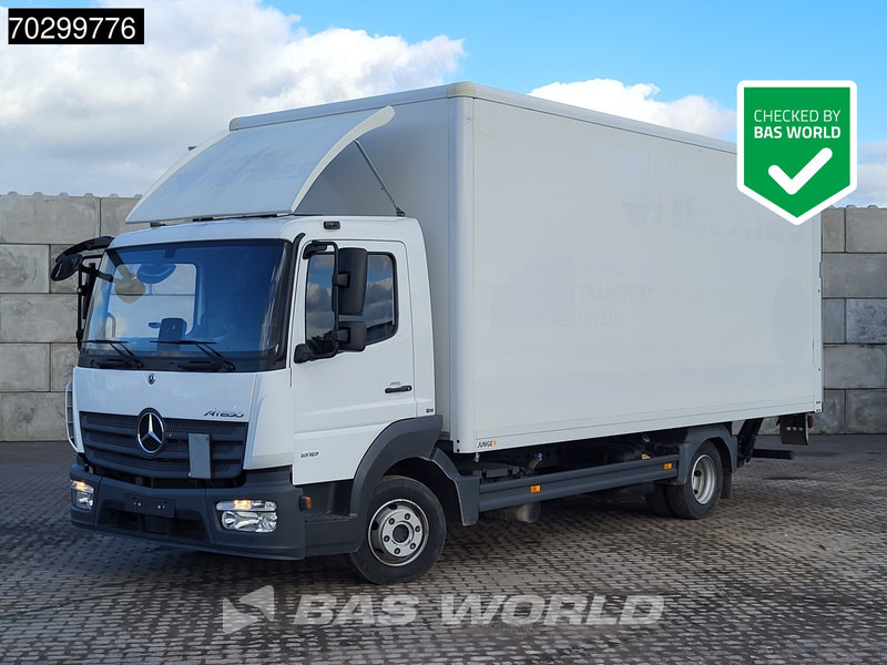 Mercedes-Benz Atego 818 4X2 8 tonner Automatic Ladebordwand Euro 6 - Dobozos felépítményű teherautó: 1 kép. Mercedes-Benz Atego 818 4X2 8 tonner Automatic Ladebordwand Euro 6 - Dobozos felépítményű teherautó: 1 kép.