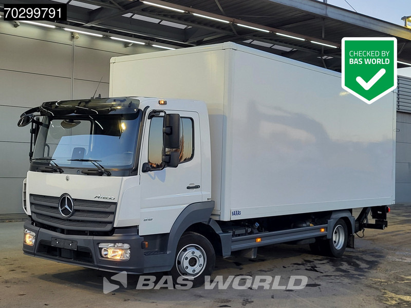 Mercedes-Benz Atego 818 4X2 8tonner Automatic 1000kg Ladebordwand Airco Euro 6 - Dobozos felépítményű teherautó: 1 kép. Mercedes-Benz Atego 818 4X2 8tonner Automatic 1000kg Ladebordwand Airco Euro 6 - Dobozos felépítményű teherautó: 1 kép.