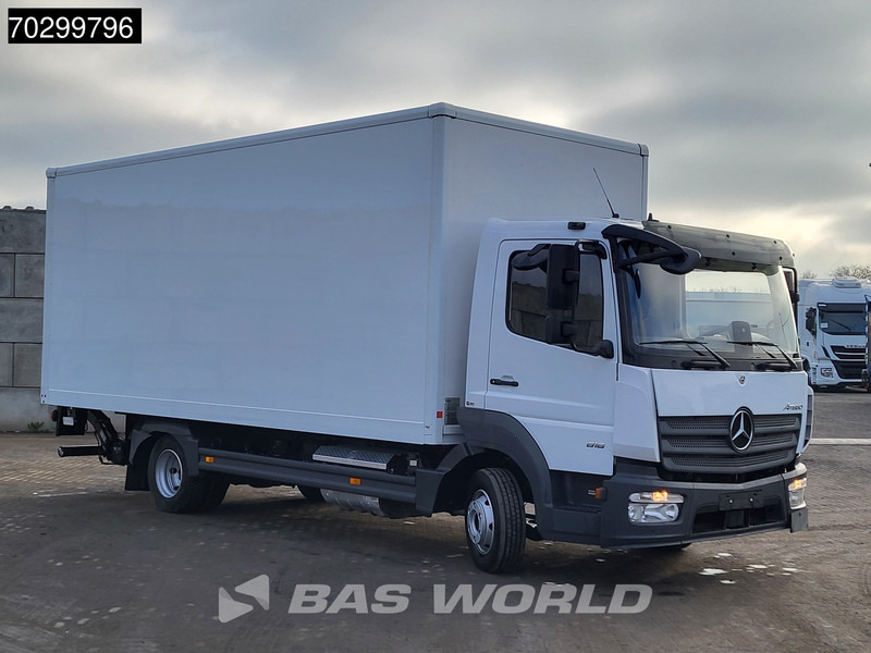 Mercedes-Benz Atego 818 4X2 8tonner Automatic 1000kg Ladebordwand Euro 6 - Dobozos felépítményű teherautó: 3 kép. Mercedes-Benz Atego 818 4X2 8tonner Automatic 1000kg Ladebordwand Euro 6 - Dobozos felépítményű teherautó: 3 kép.