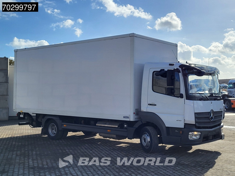 Mercedes-Benz Atego 818 4X2 8tonner Automatic Ladebordwand Euro 6 - Dobozos felépítményű teherautó: 3 kép. Mercedes-Benz Atego 818 4X2 8tonner Automatic Ladebordwand Euro 6 - Dobozos felépítményű teherautó: 3 kép.