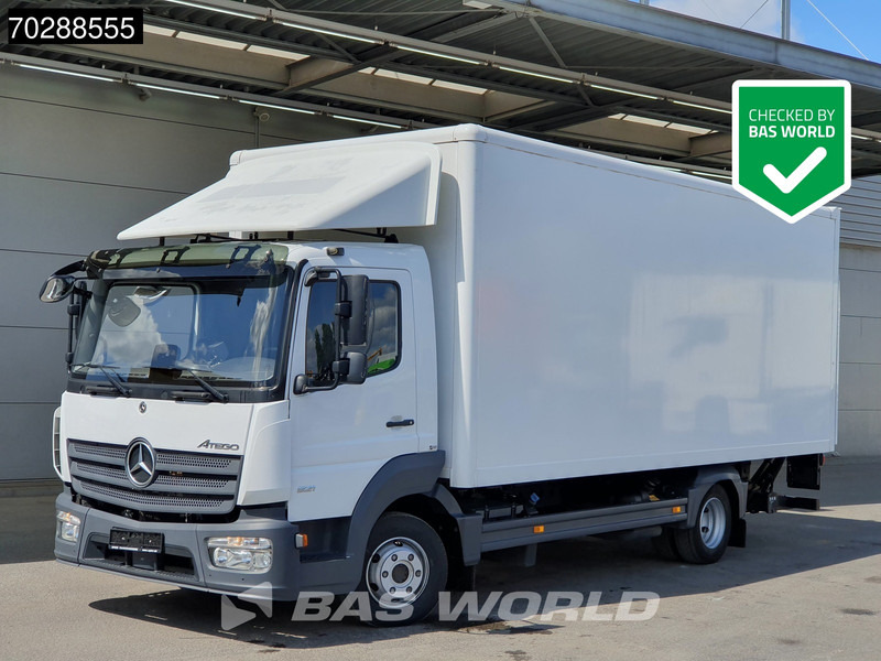 Mercedes-Benz Atego 821 4X2 1000kg Ladebordwand Automatic Euro 6 - Dobozos felépítményű teherautó: 1 kép. Mercedes-Benz Atego 821 4X2 1000kg Ladebordwand Automatic Euro 6 - Dobozos felépítményű teherautó: 1 kép.