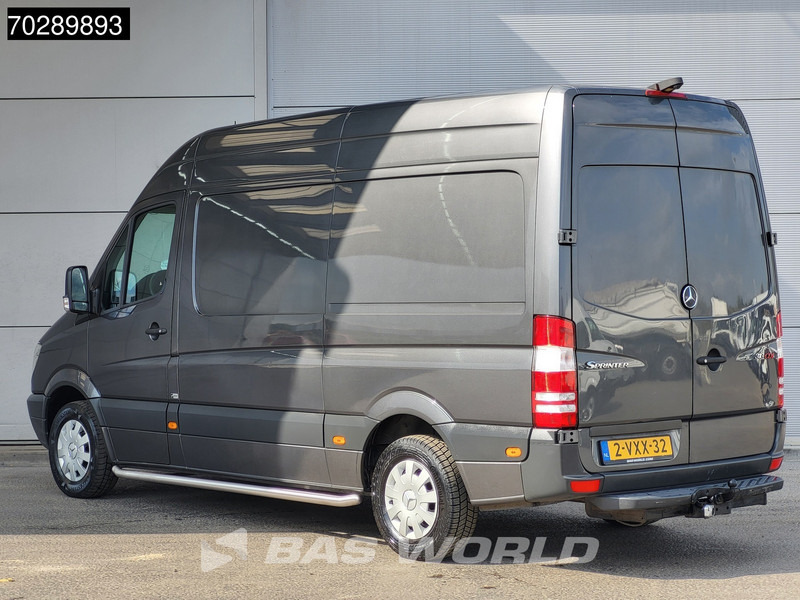 Mercedes-Benz Sprinter 313 CDI Automaat L2H2 Trekhaak Airco Camera APK 04-2026 L2 11m3 A/C Towbar - Furgon: 2 kép. Mercedes-Benz Sprinter 313 CDI Automaat L2H2 Trekhaak Airco Camera APK 04-2026 L2 11m3 A/C Towbar - Furgon: 2 kép.