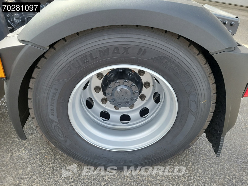DAF XD 450 4X2 Day Cab ACC LED - Nyergesvontató: 5 kép. DAF XD 450 4X2 Day Cab ACC LED - Nyergesvontató: 5 kép.