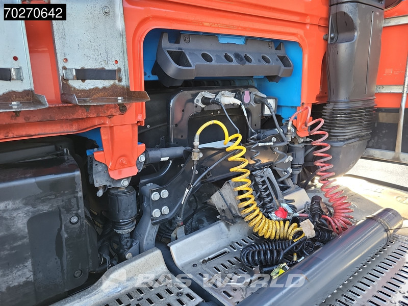 DAF XF 450 4X2 BROKEN ENGINE! Mega SSC 2x Tanks - Nyergesvontató: 5 kép. DAF XF 450 4X2 BROKEN ENGINE! Mega SSC 2x Tanks - Nyergesvontató: 5 kép.
