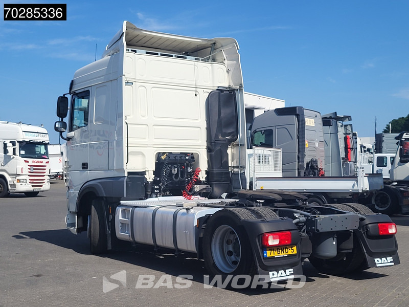 DAF XF 450 4X2 NL-Truck Standklima ACC Euro6 - Nyergesvontató: 2 kép. DAF XF 450 4X2 NL-Truck Standklima ACC Euro6 - Nyergesvontató: 2 kép.