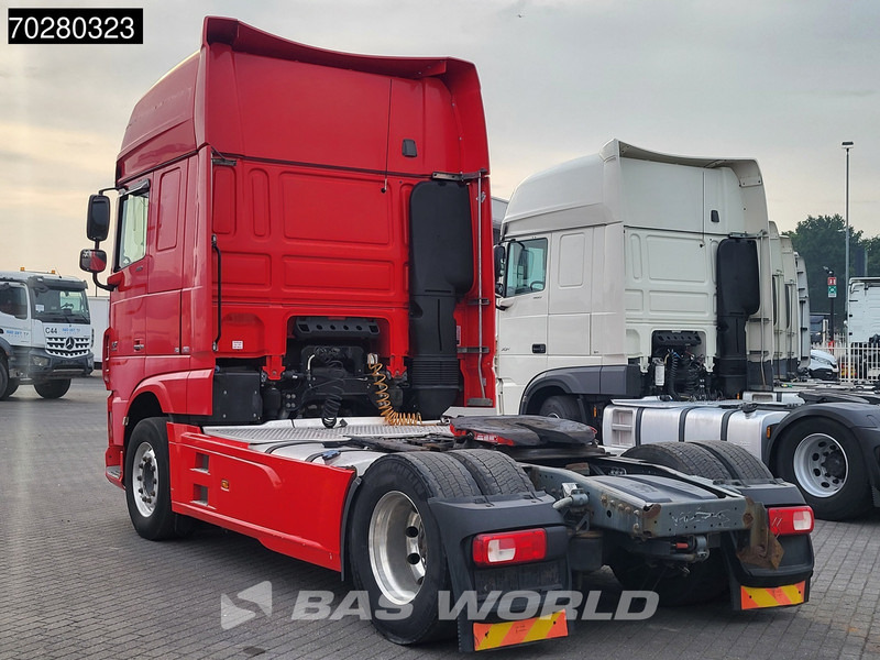 DAF XF 460 4X2 ENGINE PROBLEM! SSC Retarder 2xTanks Standklima ACC Euro 6 - Nyergesvontató: 2 kép. DAF XF 460 4X2 ENGINE PROBLEM! SSC Retarder 2xTanks Standklima ACC Euro 6 - Nyergesvontató: 2 kép.