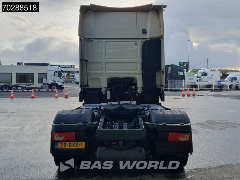 DAF XF 460 4X2 NL-Truck 2xTanks ACC Euro 6 - Nyergesvontató: 3 kép. DAF XF 460 4X2 NL-Truck 2xTanks ACC Euro 6 - Nyergesvontató: 3 kép.