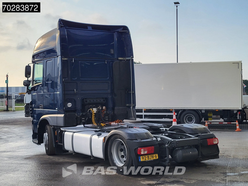 DAF XF 460 XF 4X2 NL-Truck Manual Retarder Mega 2x Tanks ACC Euro 6 - Nyergesvontató: 2 kép. DAF XF 460 XF 4X2 NL-Truck Manual Retarder Mega 2x Tanks ACC Euro 6 - Nyergesvontató: 2 kép.