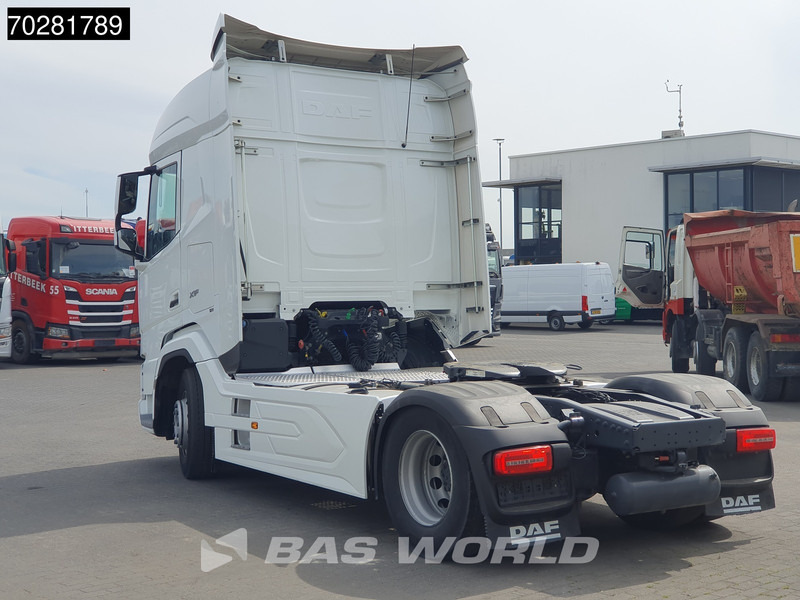 DAF XF 480 4X2 2X Tanks LED SmartTacho2 - Nyergesvontató: 2 kép. DAF XF 480 4X2 2X Tanks LED SmartTacho2 - Nyergesvontató: 2 kép.