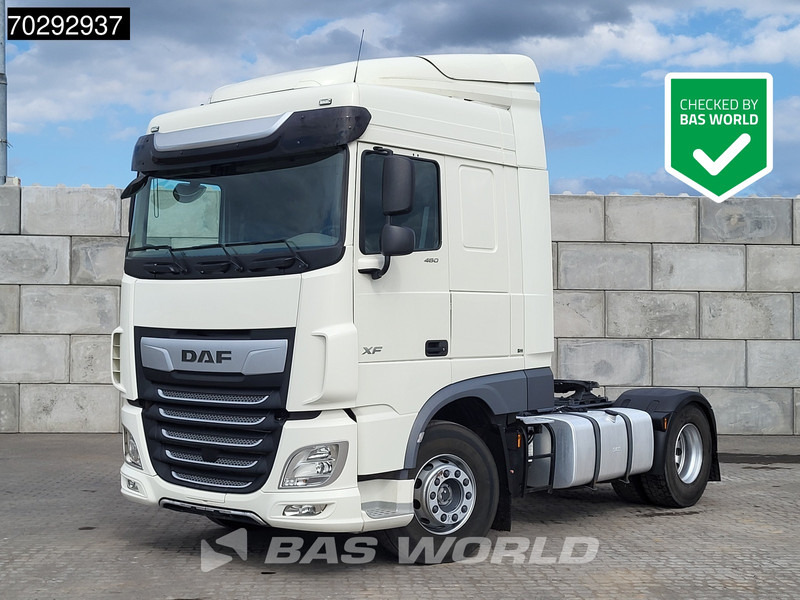 DAF XF 480 4X2 SC Standklima Euro 6 - Nyergesvontató: 1 kép. DAF XF 480 4X2 SC Standklima Euro 6 - Nyergesvontató: 1 kép.